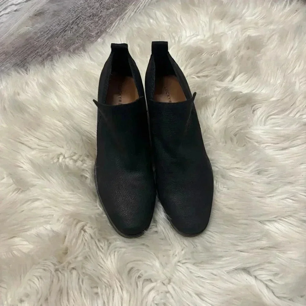Lucky Brand Sauci Almond Toe Block Heel Leather Ankle Booties Black sz 7m